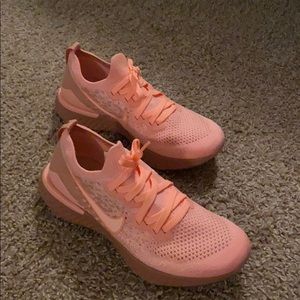 Nike Epic React Flyknit 2